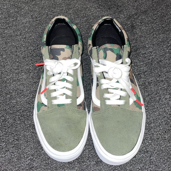 Camo Van Sneakers - Picture 1 of 6